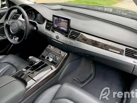 Rent Audi A8 Facelift Long President 3.0 190kW photo 13