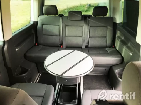 Rent Volkswagen Multivan T5 Comfort photo 6