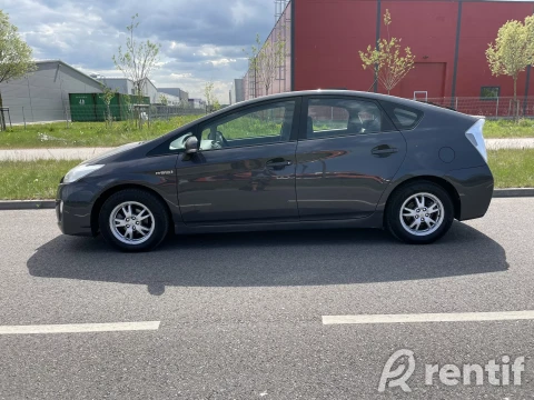 Rent Toyota Prius BOLT / FORUS / UBER /Food photo 3