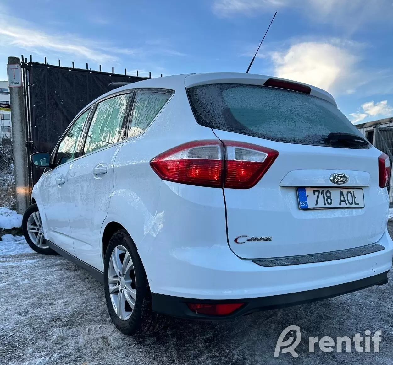 Rent Ford C-MAX 1.6 85kW photo 6