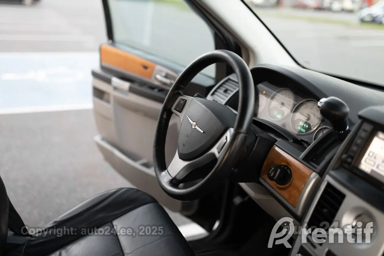 Rentida Chrysler Grand Voyager Stow and Go 2.8 120kW 2008 foto 6