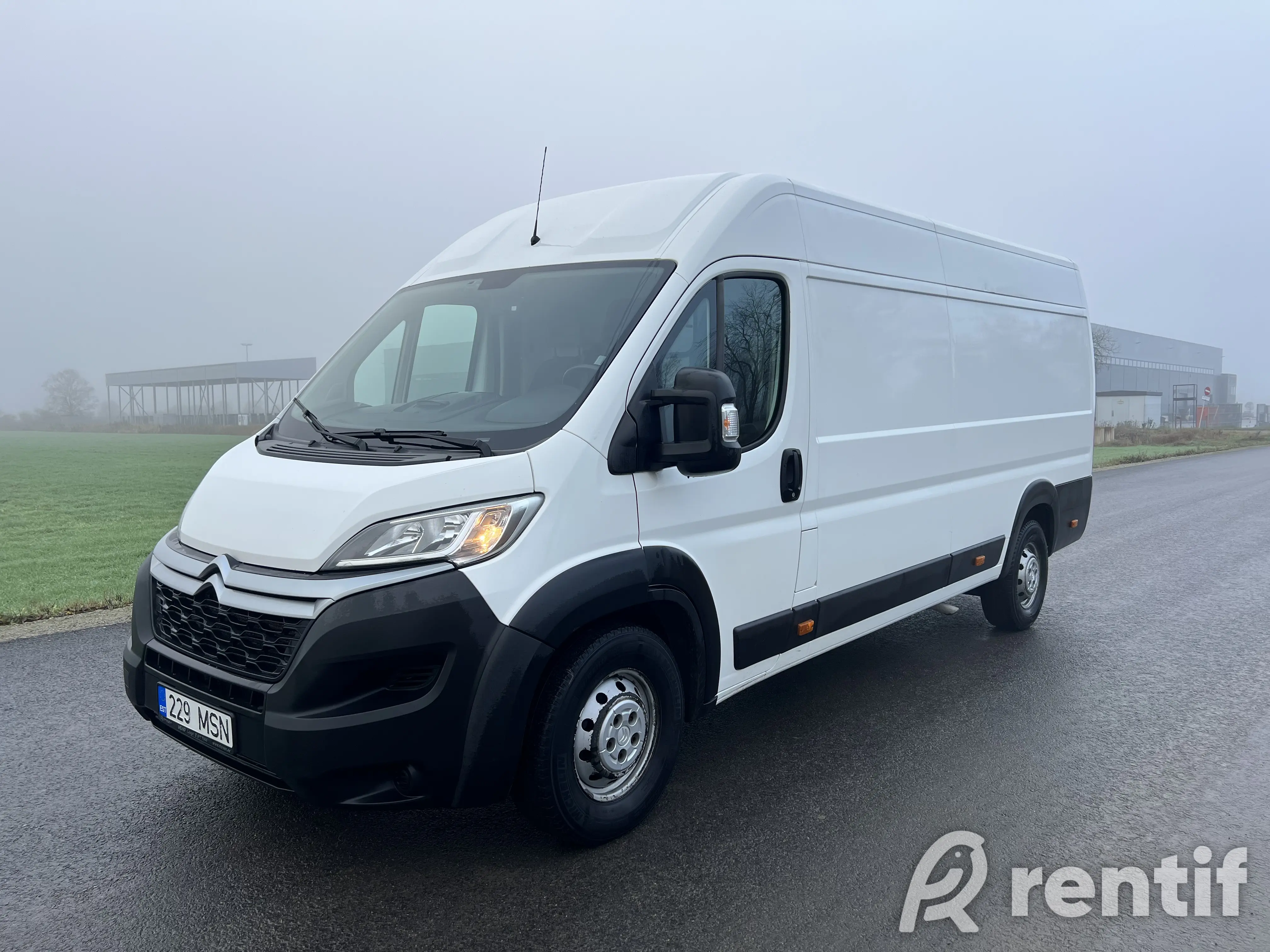 Rent Citroen Jumper 2019 photo 1