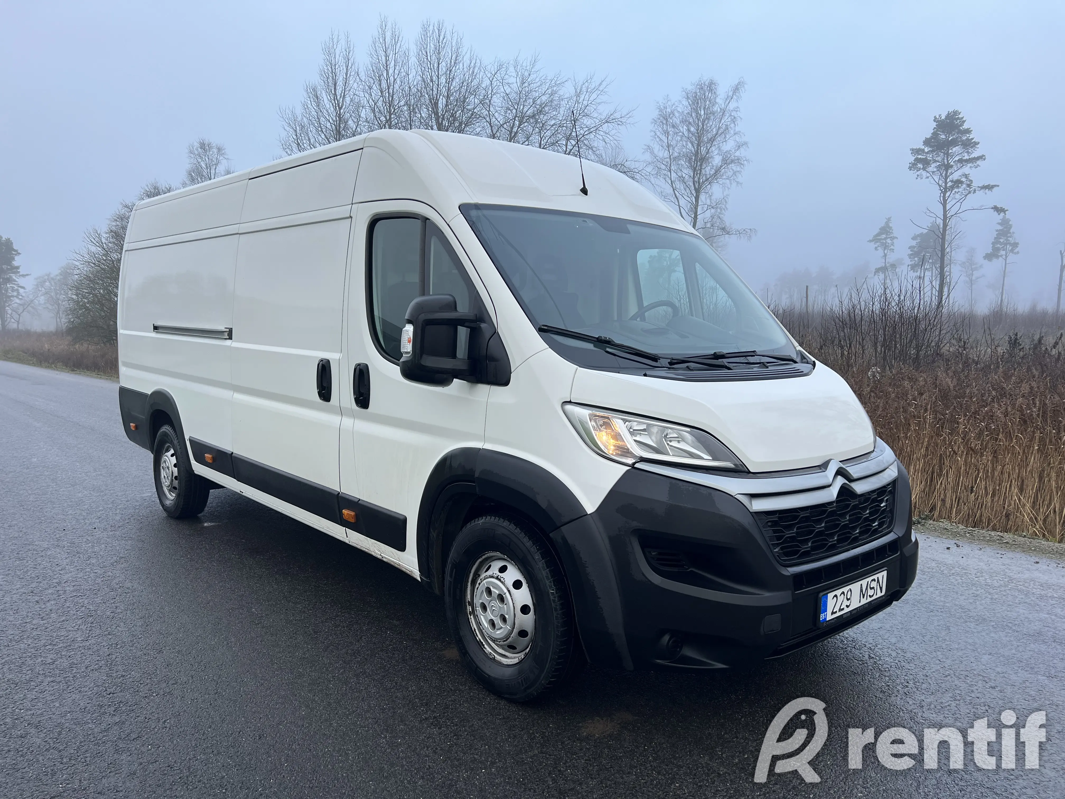 Rent Citroen Jumper 2019 photo 4