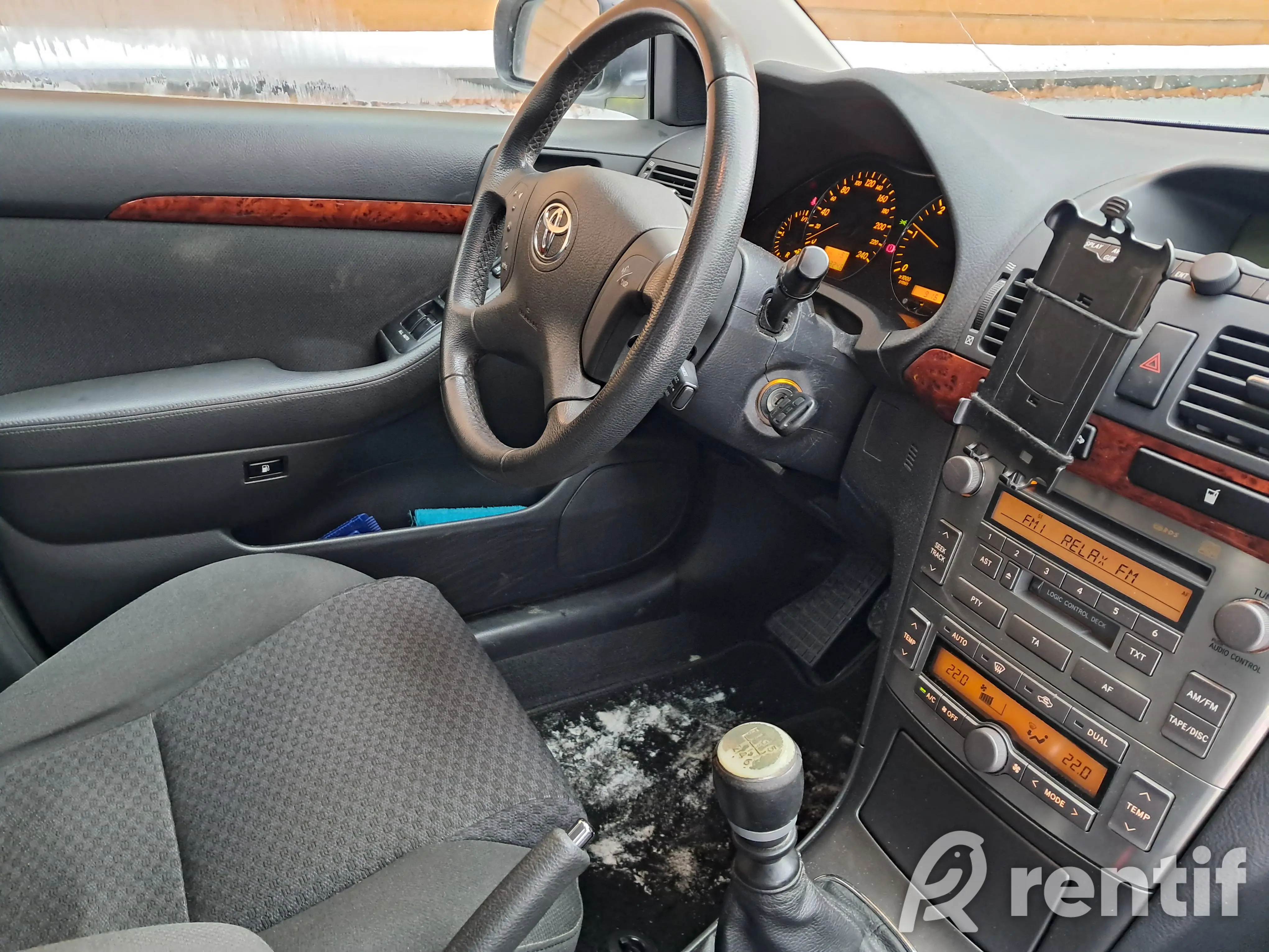 Rentida Toyota Avensis foto 5