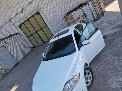 Rent Ford Mondeo 2010 photo 1