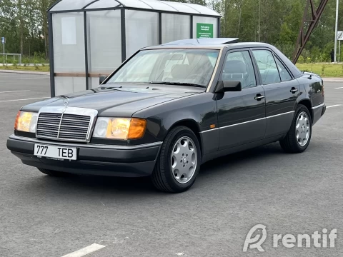 Rent Mercedes-Benz 200E photo 1