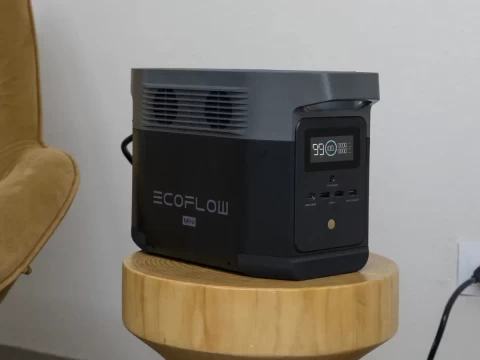 Rent Akujaam Ecoflow Delta mini photo 8