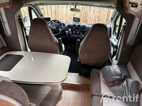 Rentida Matkabuss Fiat Mc Louis 5 iste ja magamiskohta foto 2